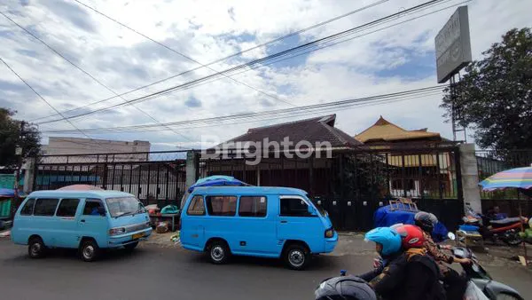 SEWA RUMAH DAN GUDANG DI SALATIGA