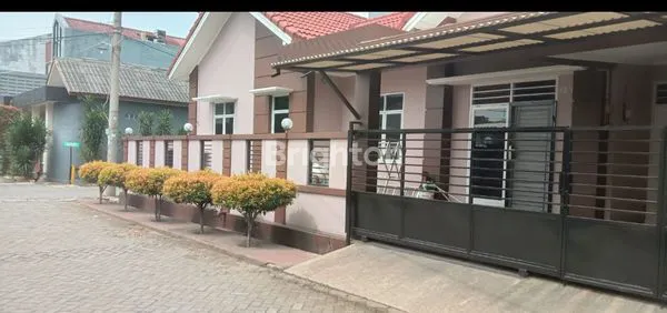 image RUMAH MEDANG TERAWAT SIAP.HUNI GADING SERPONG TANGERANG (2)