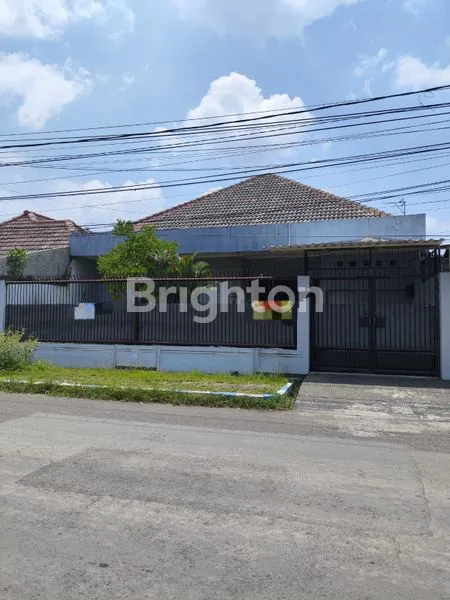 image AREA RAMAI, COCOK UNTUK USAHA. BENDUL MERISI ROW JALAN 5 MOBIL. LEBAR 12 METER, HARGA NEGO (1)