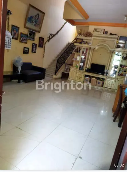 image DI JUAL RUMAH 2 LANTAI DI PERUMAHAN DELTA SARI BARU, DEKAT BANDARA JUANDA, DEKAT RS MITRA KELUARGA WARU, DEKAT BUNDARAN WARU, DEKAT TERMINAL BUNGURASIH (2)
