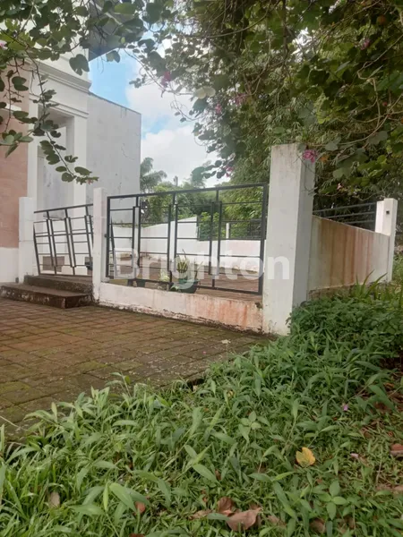 image DIJUAL RUMAH DI CITRALAND MANADO (4)