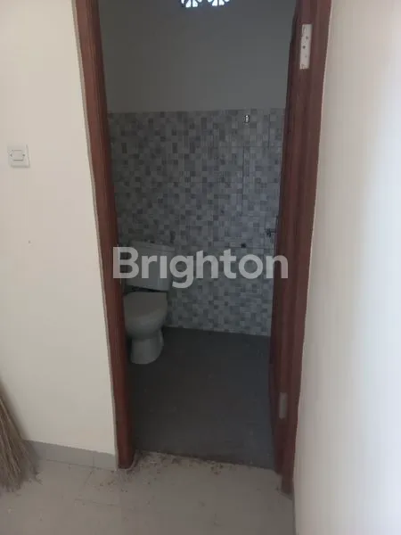 image RUMAH MINIMALIS DEKAT BAYPAS DHARMAGIRI GIANYAR (5)