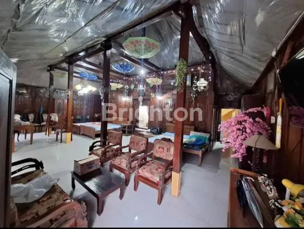 image VILLA ANTIK DI TAWANG MANGU (3)