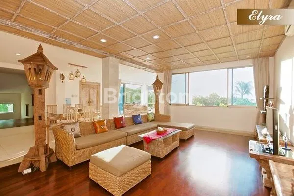 image 5BR OCEAN AND GARDEN VIEW (2)