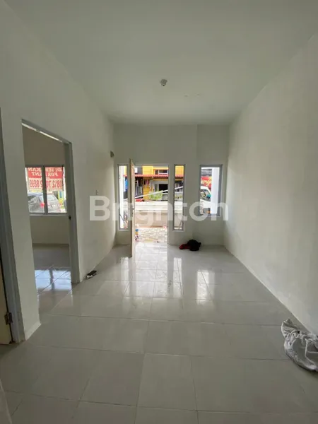 image RUMAH SIAP HUNI TYPE 36/72 GLORY TANJUNG RIAU DI SEKUPANG (4)