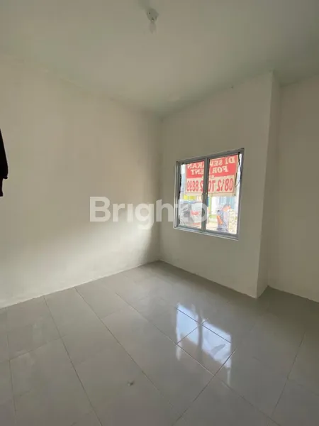 image RUMAH SIAP HUNI TYPE 36/72 GLORY TANJUNG RIAU DI SEKUPANG (5)