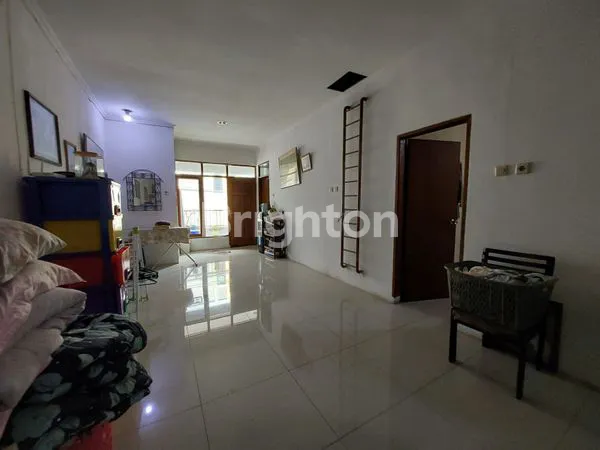 image RUMAH DI TANJUNG DUREN JAKARTA BARAT (4)
