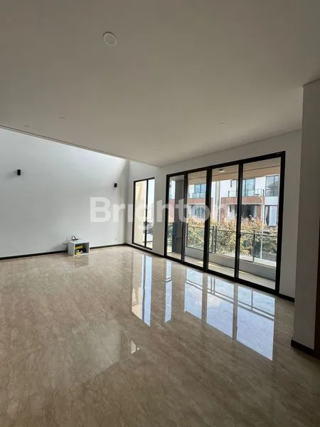 image RUMAH CANTIK, HITS, HANYA DI KAZUMI THE ZORA BSD CITY (2)