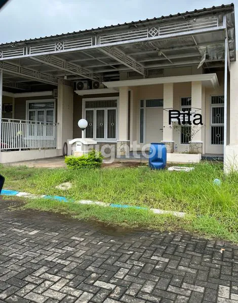 image SIAP HUNI CLUSTER JASMINE PARK PLAMONGAN (1)