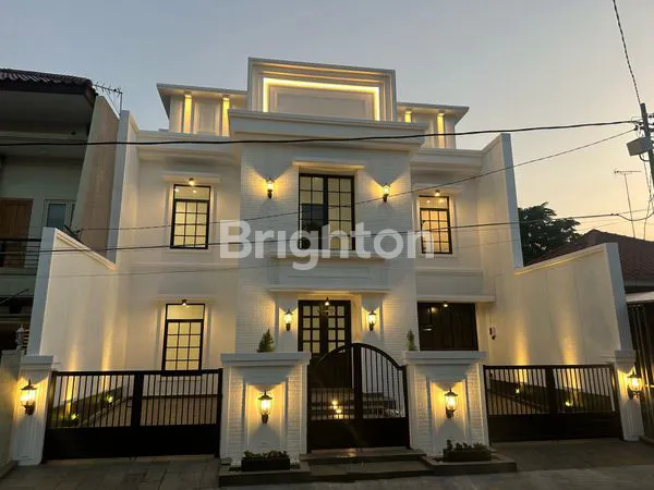 image RUMAH BARU GRESS DAN SIAP HUNI 2 LT DI KERTAJAYA INDAH SURABAYA  (1)