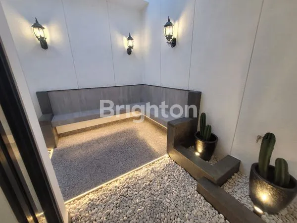 image RUMAH BARU GRESS DAN SIAP HUNI 2 LT DI KERTAJAYA INDAH SURABAYA  (2)