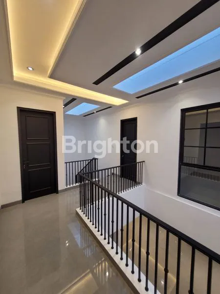 image RUMAH BARU GRESS DAN SIAP HUNI 2 LT DI KERTAJAYA INDAH SURABAYA  (7)