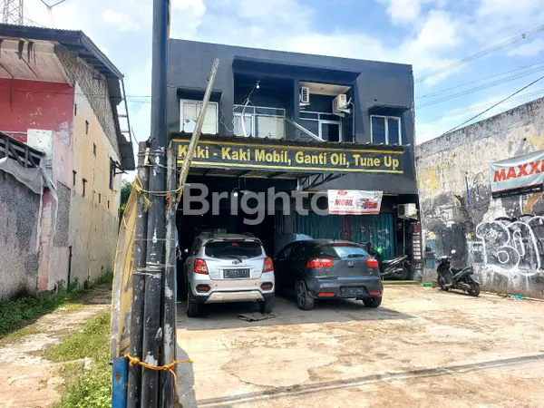 4 RUKO DAN 2 RUMAH STRATEGIS