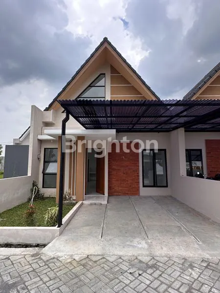 image RUMAH BARU DI CLUSTER COLOMADU SOLO UTARA (1)
