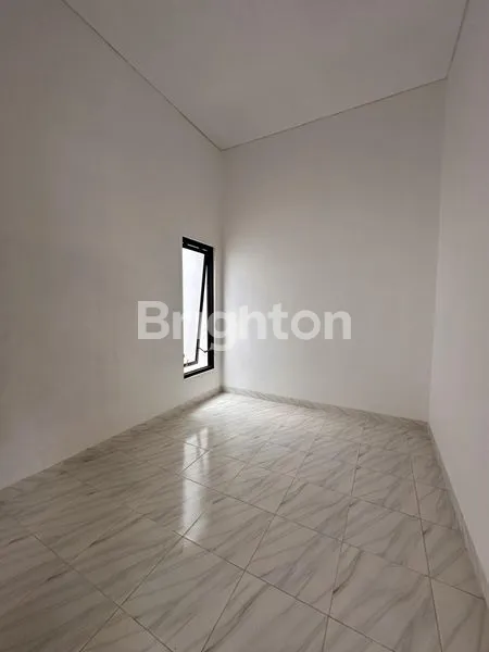 image RUMAH BARU DI CLUSTER COLOMADU SOLO UTARA (4)
