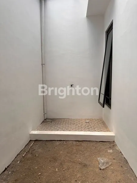 image RUMAH BARU DI CLUSTER COLOMADU SOLO UTARA (7)