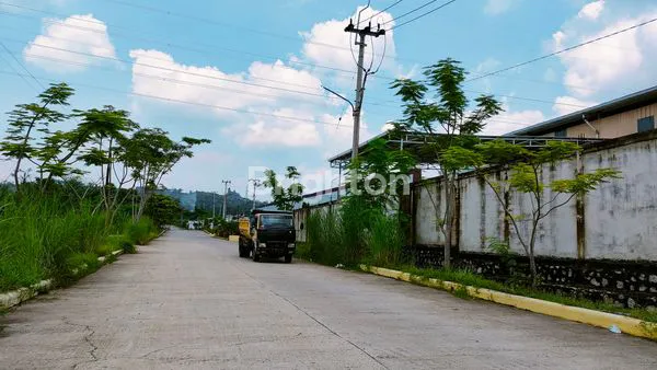 image GUDANG KAWASAN INDUSTRI PURWAKARTA (8)