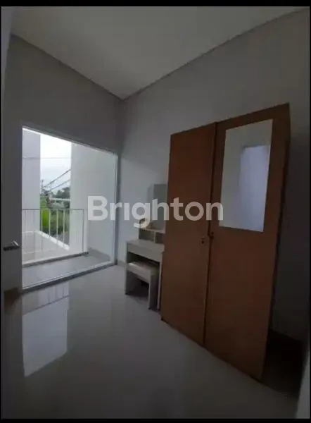 image RUMAH 2 LANTAI AREA PERUMAHAN PERMATA PARK NEW FULL FURNISH (3)