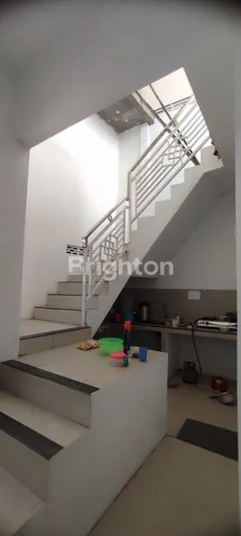 image RUMAH KOS MURAH FURNISHED 3 LANTAI DI TENGAH KOTA SEMARANG (4)