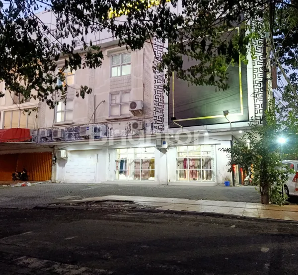 image RUKO HOOK 4 LANTAI DIDAERAH RAYA GUBENG DEKAT DENGAN MALL GRAND CITY (GC) DEKAT DENGAN DELTA PLAZA DEKAT DENGAN RS SILOAM (1)