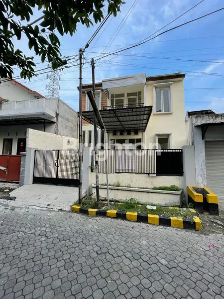 image RUMAH DARMO ASRI DEKAT TANDES MANUKAN LONTAR DARMO MADAM CHANG HR MUHAMMAD MAYJEND (1)