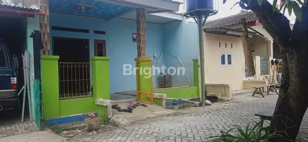 image RUMAH MURAH SIAP HUNI SUDAH  RENOVASI  PERUMAHAN MUNJUL PERMAI CISOKA TANGERANG (1)
