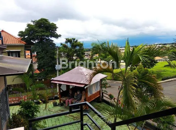 image TURUN HARGA - RUMAH MEGAH DI KARANGPLOSO DEKAT KOTA WISATA BATU (3)