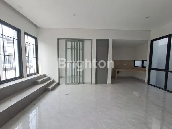 image RUMAH BSD  3 LANTAI AMERICAN CLASSIC, CLUSTER AETHER LEBAR 7 BADAN, GREENWICH, BSD CITY (3)