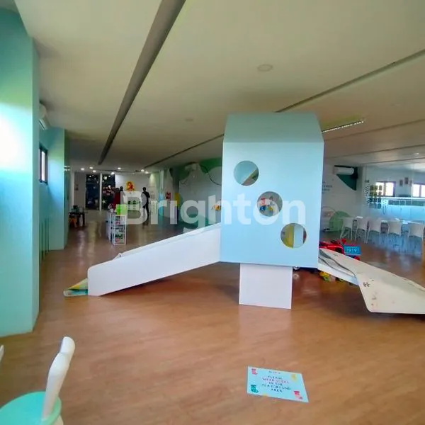 image RUKO LUAS 530M BEKAS SEKOLAH ANAK DI JALAN MAGELANG, SINDUADI (8)