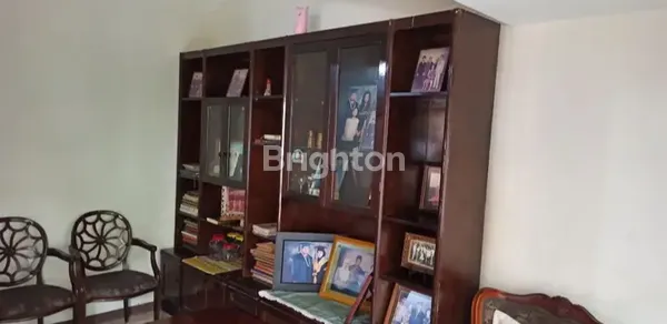 RUMAH TENGAH KOTA LOKASI SINGOSARI PLEBURAN SEMARANG