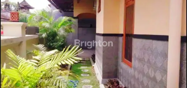 image RUMAH DENGAN BANYAK KAMAR DI KAWASAN TERKENAL PADANG SAMBIAN DENPASAR  (2)