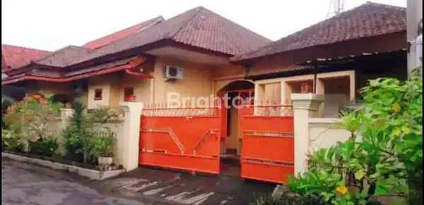 image RUMAH DENGAN BANYAK KAMAR DI KAWASAN TERKENAL PADANG SAMBIAN DENPASAR  (1)