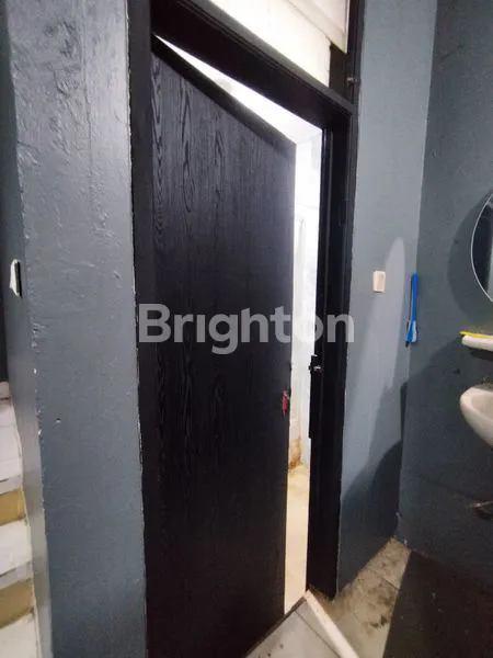 image RUKO STRATEGIS DAN RAMAI DI RAFFLES HILLS CIMANGGIS DEPOK (8)