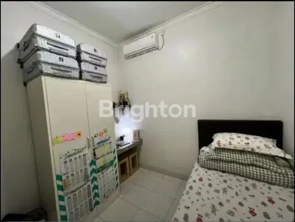 image RUMAH PINGGIR JALAN DEKAT GRAND DEPOK CITY LINGKUNGAN AMAN DAN ASRI (4)