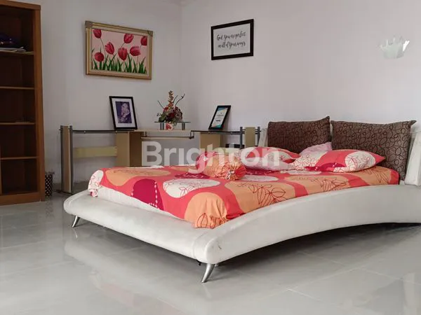 image RUMAH LUX 4 LANTAI DEKAT SUDIRMAN SEMANGGI - JAKARTA (4)