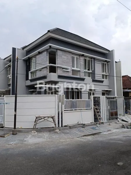 image RUMAH BARU GRESS NGINDEN INTAN (2)