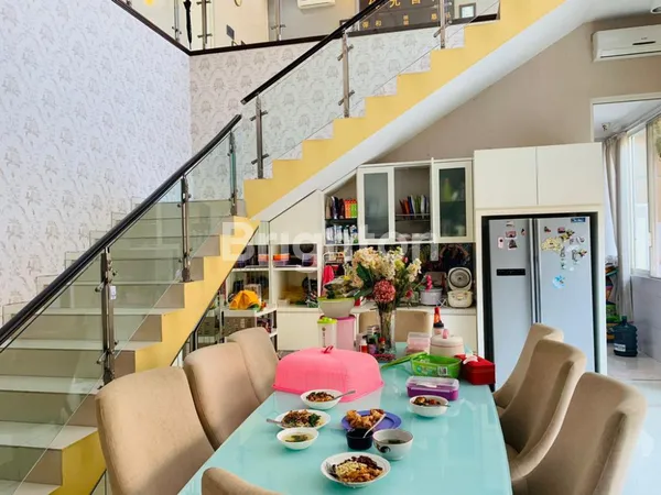 image RUMAH MEWAH CITRALAND BUKIT GOLF KAWASAN ELIT SURABAYA BARAT (3)