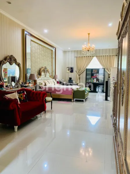 image RUMAH MEWAH CITRALAND BUKIT GOLF KAWASAN ELIT SURABAYA BARAT (7)