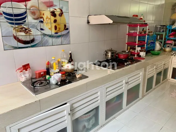 image RUMAH MEWAH CITRALAND BUKIT GOLF KAWASAN ELIT SURABAYA BARAT (8)