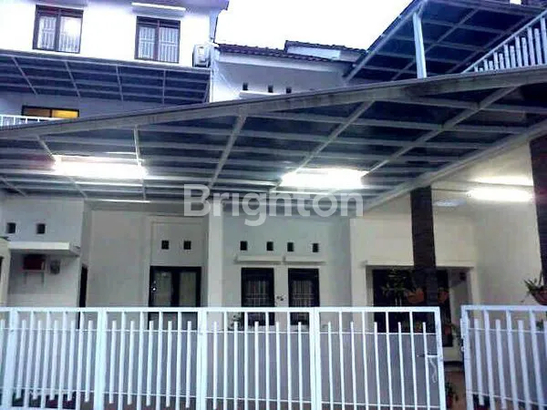 RUMAH 3 LANTAI HARGA MURAH DI CIMAHI UTARA
