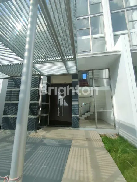 image RUMAH 3 LT MOZART SIGNATURE GOLF ISLAND (2)