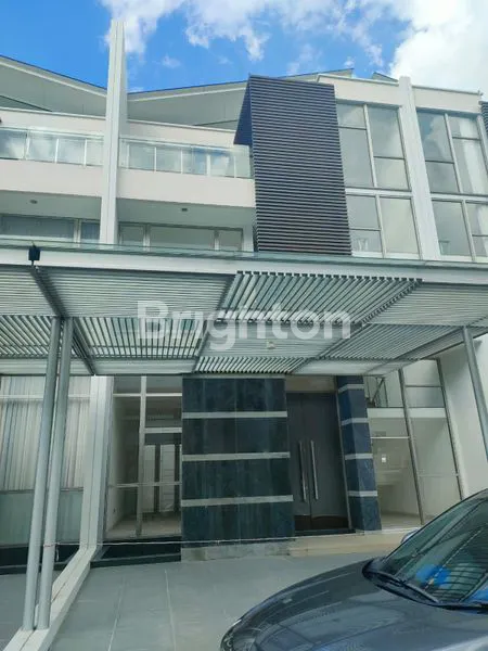 image RUMAH 3 LT MOZART SIGNATURE GOLF ISLAND (3)