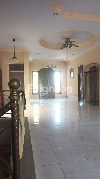 image RUMAH MEWAH (5)