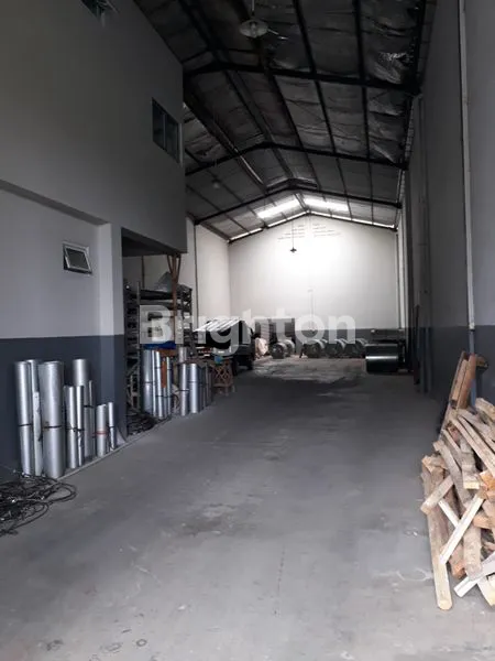image GUDANG DI KAMAL MUARA JAKARTA UTARA (3)