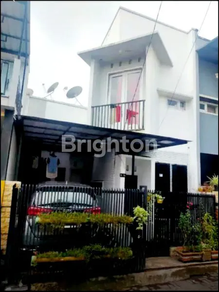 image RUMAH MINIMALIS SIAP HUNI DE ALAMUDA SURABAYA SELATAN DEKAT TOL GUNUNGSARI (1)