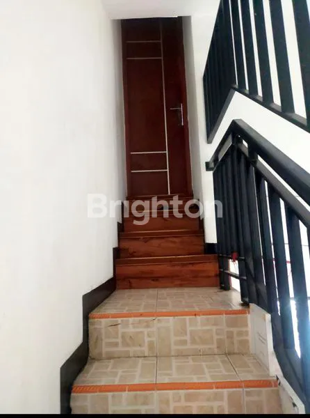 image RUMAH MINIMALIS SIAP HUNI DE ALAMUDA SURABAYA SELATAN DEKAT TOL GUNUNGSARI (3)