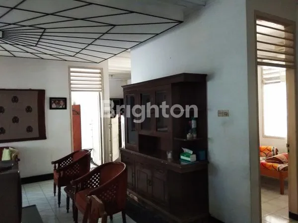 image RUMAH MEWAH NAN ASRI, FURNISHED SIAP PAKAI DI JALAN. CINDE (3)