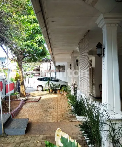 image RUMAH MEWAH NAN ASRI, FURNISHED SIAP PAKAI DI JALAN. CINDE (1)