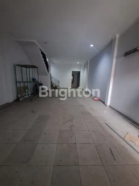 image RUKO PLUS HUNIAN STRATEGIS DI JAGAKARSA (4)