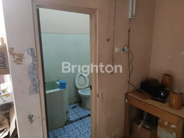 image GUDANG ISTIMEWA DI WILAYAN GAJAHAN COLOMADU KARANGANYAR (4)